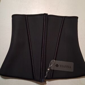 Yianna Black Waist Trainer Size Small